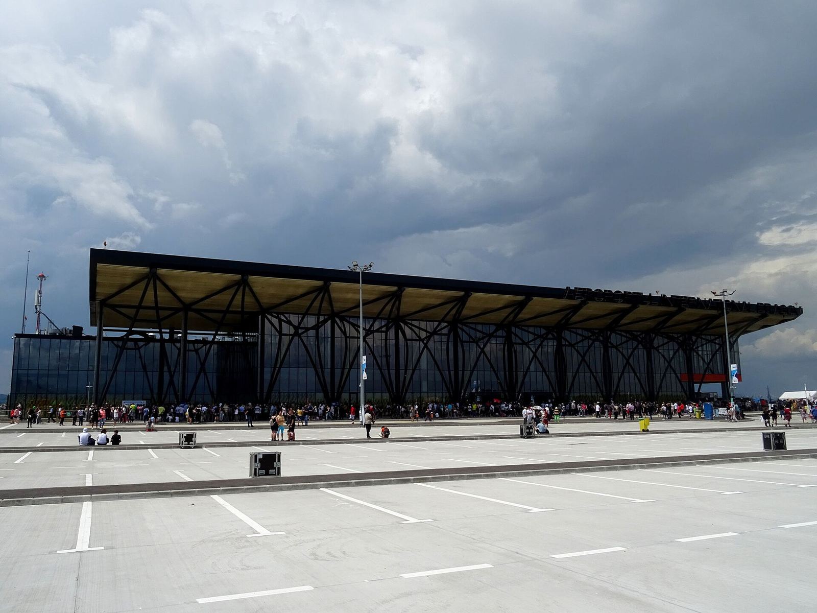 Terminalul Aeroportului Internațional Brașov-Ghimbav, la zilele porților deschise din 2023